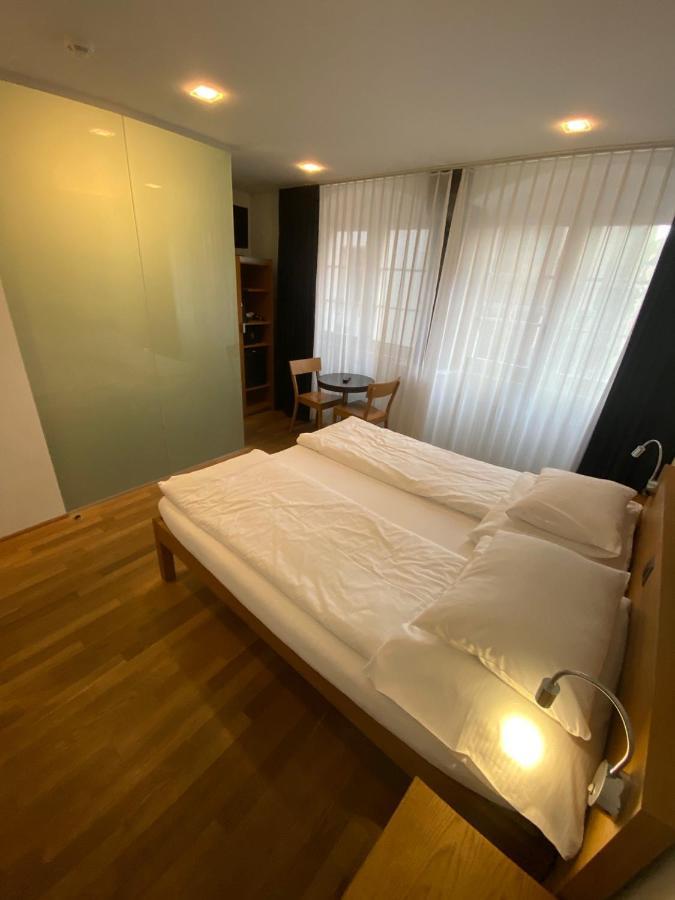 Hotel Lestelle - Self Check-In Lucerne Bagian luar foto