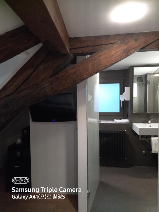 Hotel Lestelle - Self Check-In Lucerne Bagian luar foto