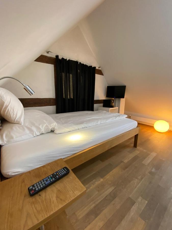 Hotel Lestelle - Self Check-In Lucerne Bagian luar foto