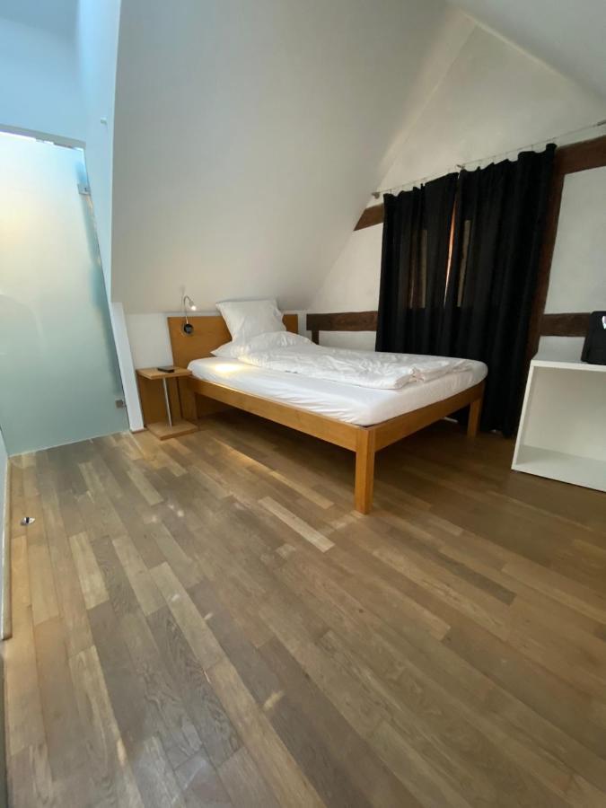 Hotel Lestelle - Self Check-In Lucerne Bagian luar foto
