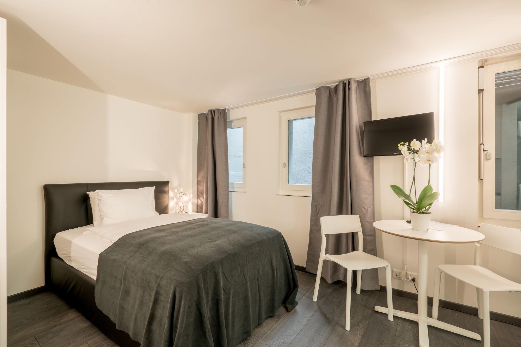 Hotel Lestelle - Self Check-In Lucerne Bagian luar foto