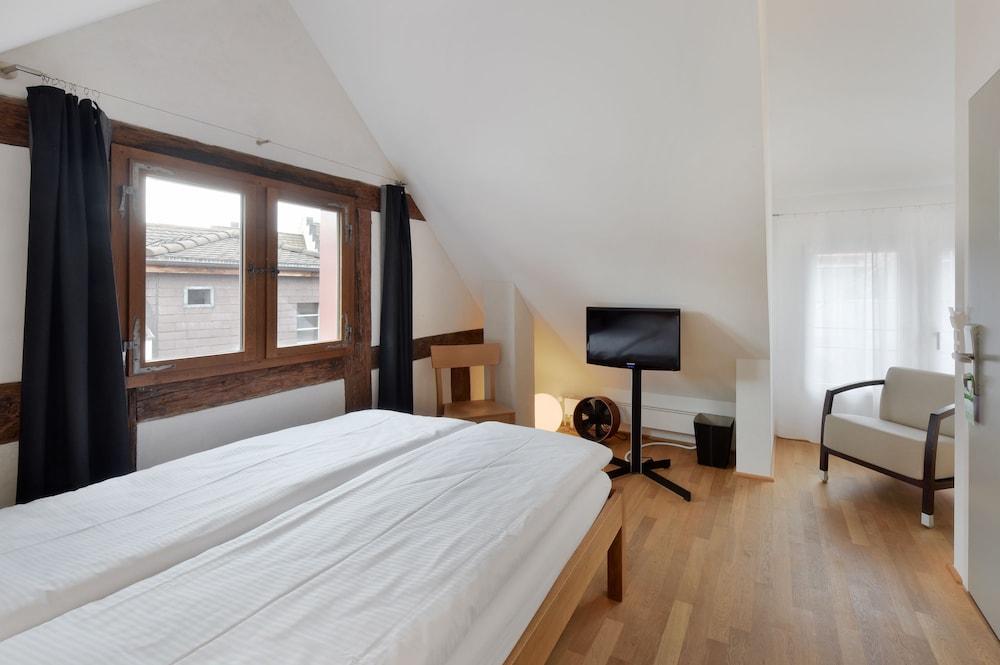 Hotel Lestelle - Self Check-In Lucerne Bagian luar foto