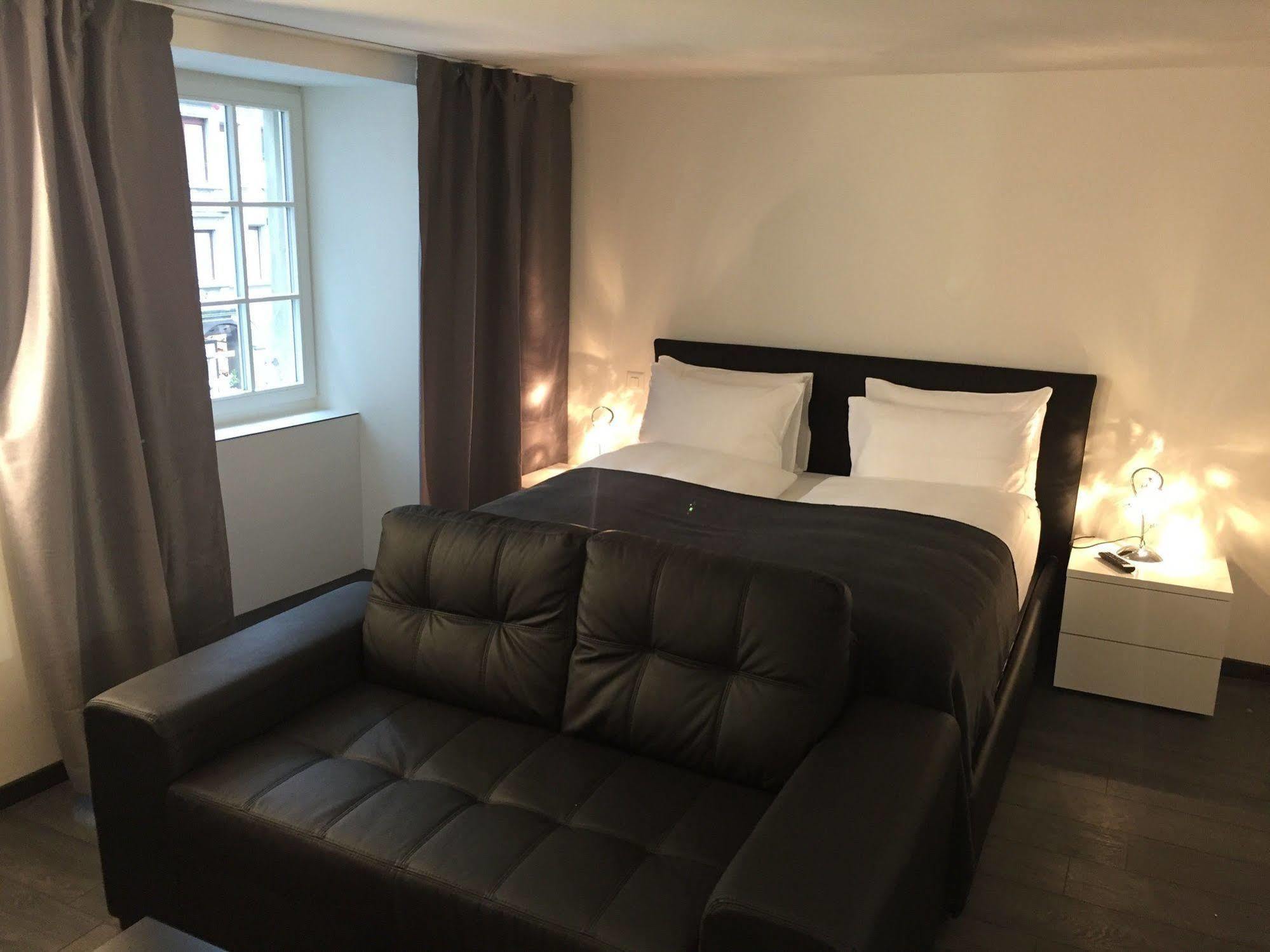 Hotel Lestelle - Self Check-In Lucerne Bagian luar foto